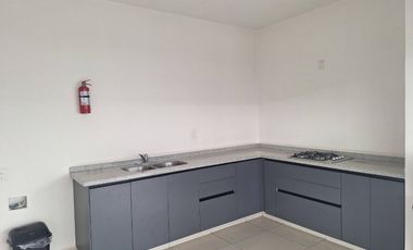 Se Renta casa totalmente amueblada y equipada en Zibata, Azhala 224