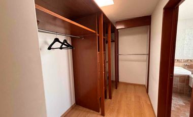 Renta de casa en Metepec con amplio jardín en privada cerca de Centro de Metepec