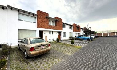 Casa en Venta, Modelo Aqua en Fraccionamiento Residencial Bosque de las Fuentes en Calimaya, Estado de México.