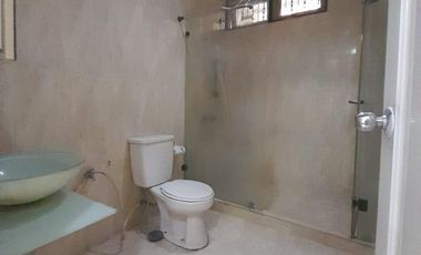 DISEWAKAN CEPAT RUMAH DI TAMAN KENCANA