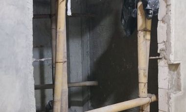 Di Sewa Ruko Gandeng Min Sewa 2 Tahun Hadap Jalan Raya di Plaza Kebon Jeruk Jakarta Barat