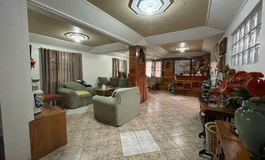 5-Bedroom House and Lot in Bakakeng, Baguio City