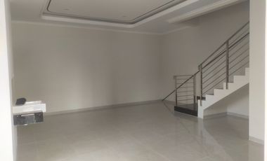 Rumah Baru Modern Siap Huni di Perumahan Sutorejo Prima Mulyorejo Surabaya Timur