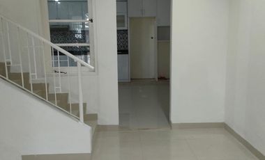 DiJual Cepat Rumah Siap Huni di Daerah Cibubur Legenda Wisata, Kab. Bogor, Jawa Barat