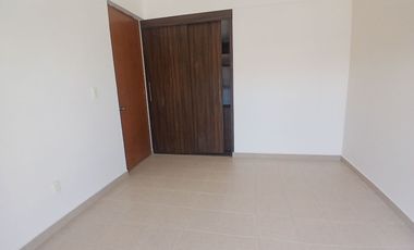 Rento Casa Priv. Miguel Ángel Zona Plaza Universidad Salida a Tulancingo