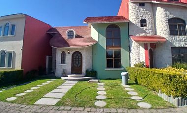 Rento Casa Priv. Miguel Ángel Zona Plaza Universidad Salida a Tulancingo