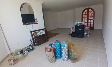 Rento Casa Priv. Miguel Ángel Zona Plaza Universidad Salida a Tulancingo