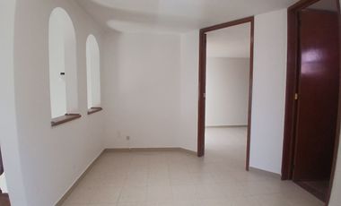 Rento Casa Priv. Miguel Ángel Zona Plaza Universidad Salida a Tulancingo