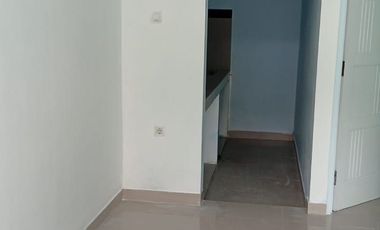HARGA PINGGIRAN, AKSES PERKOTAAN, RUMAH SIAP HUNI DI LOKASI SUPER STRATEGIS