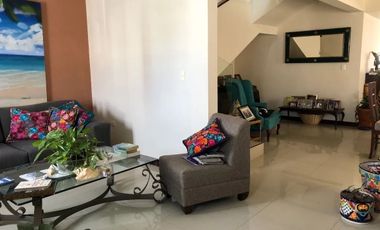 VENTA DE CASA EN COLONIA MANSIONES DEL REAL ZAPOTLÁN EL GRANDE JALISCO