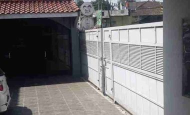 RUMAH DI PINGGIR JALAN RAYA KOTA SUKABUMI