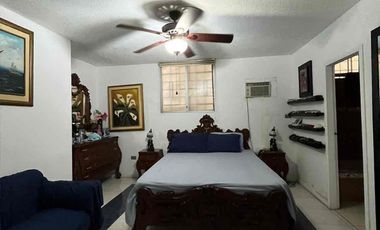 Se Alquila Amplia Casa de Una Sola Planta con Piscina en El Corazón de Urdesa Central