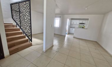 Rento CASA Zona Sur Pachuca, Privada 4 habitaciones