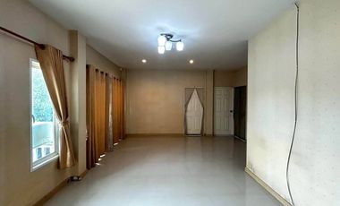 Sell house Baan Project Village Pawarisa Quiet, peaceful, convenient transportation, good location, close to the landmark