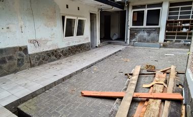 Disewakan Tanah dan Bangunan Ex. Kantor di Sayap Dago, Jl. Raden Patah Kota Bandung