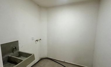 Casa en RENTA en fraccionamiento Villas San Fernando en Calimaya, Estado de México.