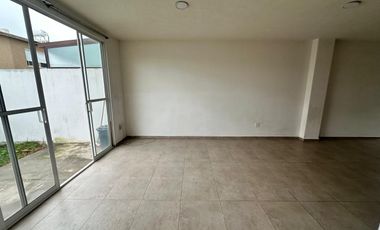 Casa en RENTA en fraccionamiento Villas San Fernando en Calimaya, Estado de México.