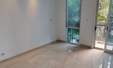 JARANG ADA! Sudirman Residence 245 sqm – Sewa 40 Jt / Jual 10 M