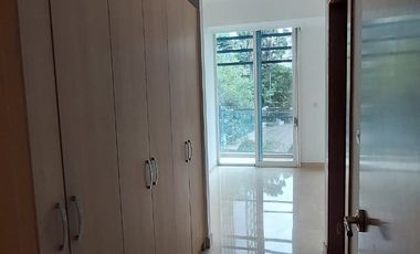 JARANG ADA! Sudirman Residence 245 sqm – Sewa 40 Jt / Jual 10 M