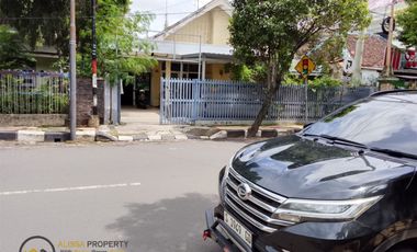 RUMAH EKSKLUSIF DI JANTUNG KOTA TUBAN – JARANG ADA Only 3,5M!!