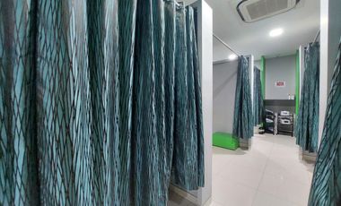 Ruko dijual di Alam Sutera 4,5 Lantai Furnish ada Lift Lokasi Ramai dan Terawat