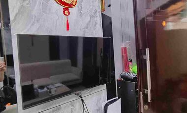 Rumah 3 Lantai Siap Huni Rapi Terawat di Tanjung Duren Semifurnished