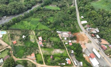 Se vende terreno de 3 Hectáreas con Frente a Vía Asfaltada y Río Caoní – Puerto Quito Ecuador