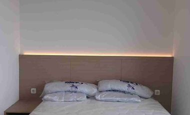 Sewa Apartemen Embarcadero Bintaro 3BR Furnished Nego