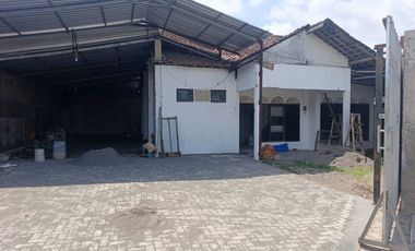 Warehouse Plus House Area Jalan Imogiri Timur Suitable for MBG Near ISI