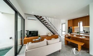 FREEHOLD | MODERN 3-BEDROOM VILLA WITH ROOFTOP RICE FIELD VIEWS - CANGGU