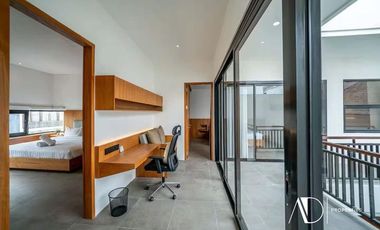 FREEHOLD | MODERN 3-BEDROOM VILLA WITH ROOFTOP RICE FIELD VIEWS - CANGGU