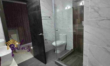 CASA REMODELADA CON HAB Y BAÑO COMPLETO EN PLANTA BAJA!!