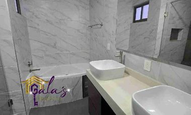 CASA REMODELADA CON HAB Y BAÑO COMPLETO EN PLANTA BAJA!!