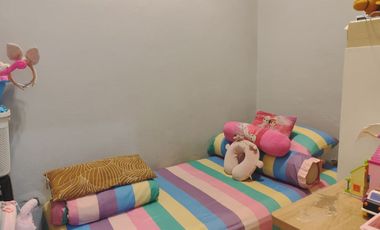 Modern minimalist semi-furnished ready-to-inhabit house in Cianjur City