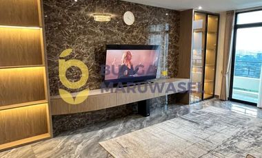 JUAL / SEWAKAN KONDO GRAHA FAMILY , INTERIOR MEWAH , FULL FURNISH .