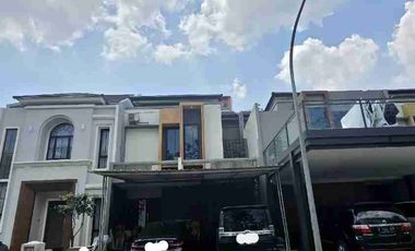 Depan Taman Rumah Langka Sutera Victoria Alam Sutera