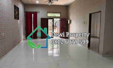 DISEWAKAN VILLA CEMARA ASRI JALAN VIOLET