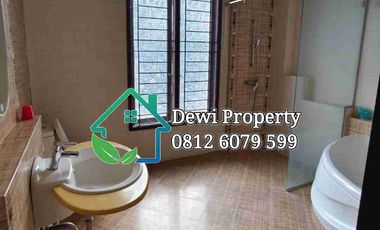 DISEWAKAN VILLA CEMARA ASRI JALAN VIOLET