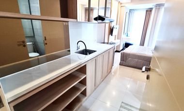 JUAL/SEWA STUDIO FURNIS LENGKAP APARTEMEN AMOR PAKUWON CITY