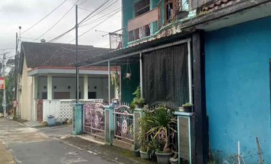Dijual Rumah 2 lt dlm perumahan di Randuacir Salatiga
