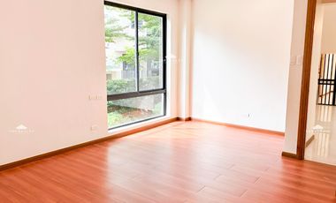 For Rent: Mckinley Hill Village 3-Storey House for Rent in Taguig City