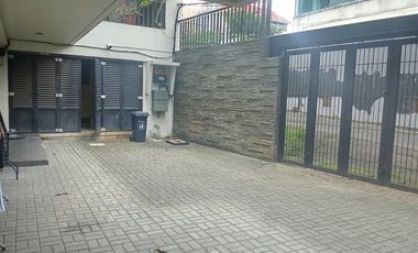 Dekat Blok M & MRT Asean, Disewa Ruang Usaha Premium 2 Lantai 200m di Kebayoran Baru , Bisa Untuk Klinik, Apotek, Laboratorium, Kantor, Butik, Studio.