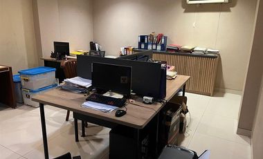 Dekat Blok M & MRT Asean, Disewa Ruang Usaha Premium 2 Lantai 200m di Kebayoran Baru , Bisa Untuk Klinik, Apotek, Laboratorium, Kantor, Butik, Studio.