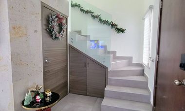 CASA EN VENTA - STANZA RESIDENCIAL