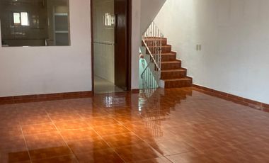 RENTA DE CASA CERCA DEL CENTRO DE TOLUCA Y FACIL SALIDA A LA CIUDAD DE MEXICO