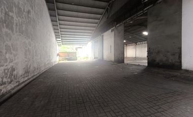 Gudang siap pakai kamal muara dekat PIK elang laut