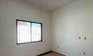 Casa en renta. Fracc. Lomalinda, Privada Cencali, Tabasco 2000. Villahermosa. Tabasco