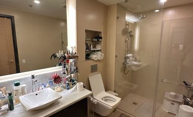 Viridian in Greenhills - 1 Bedroom unit with balcony FOR SALE near De La Salle Greenhills, Xavier School Greenhills