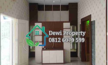 DISEWAKAN VILLA CEMARA ASRI JALAN CAMELIA