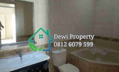 DISEWAKAN VILLA CEMARA ASRI JALAN CAMELIA